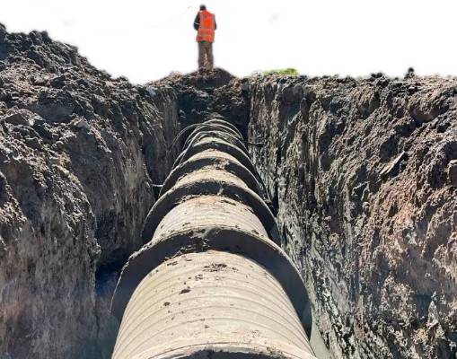 Obras hidráulicas y redes de desagüe de Valfos S.A. en Banfield, Buenos Aires